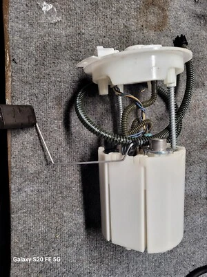 2013-2019 Cadillac XTS Fuel Pump 13575467 Assembly used oem - Изображение 1 из 4