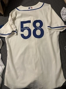 Mike Borzello Game Used 1937 Cubs Jersey Throwback 2014 Signed - Picture 1 of 2