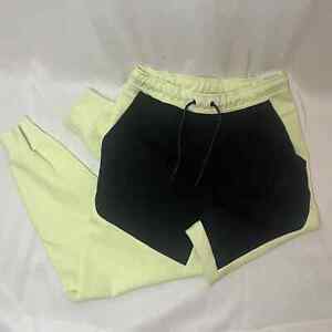 Nike Sportswear Tech Fleece Men’s Lime Ice Black Jogger Pants Size XL*