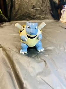 DE COLECCIÓN 4"" Pokémon 2000 Blastoise Combate Figura Hydro Pump Squirter Nintendo - Imagen 1 de 5