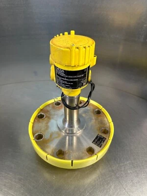 Vega Vegapuls64 PS64FEGGPJHXDNBXX Radar Sensor (6D-11) - Image 1 of 4