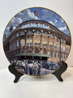 Тарелка Ebbets Field Home of the Dodgers Take Me Out To The Ball Game ограниченное издание MLB - Изображение 1 из 4