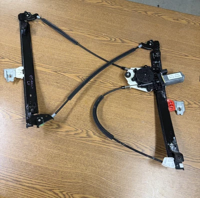 2003-2013 Maserati Quattroporte Left Front Window Glass Regulator & Motor OEM - Image 1 of 4