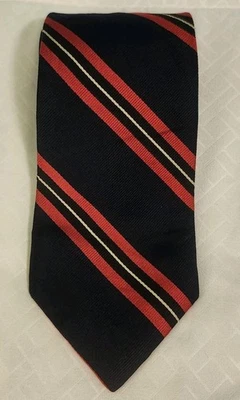 Corbata Gap 100 % seda para hombre detalles rojos y azules y blancos 4" clásica  Foto 1 de 4