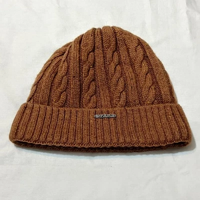 Gorro de invierno tejido con cable marrón Prana para mujer Foto 1 de 3