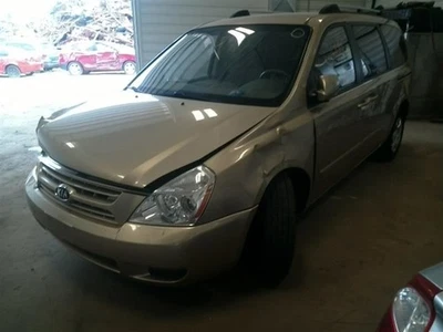 Automatic Transmission From 2008 Kia Sedona  Foto 1 de 4