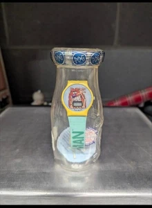 Botella de leche Pog rara sin abrir con reloj - Imagen 1 de 6