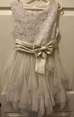 New Rare Editions brand;Lace, sequin & Tulle pary dress, size 8 - Image 1 of 4