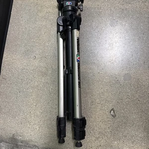 Velbon Vidomate 607 Adustable Tripod Mini Pro Fluid Pan Head - Picture 1 of 6
