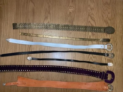 Lote de 7 cinturones vintage para mujer pequeños eslabones metálicos concha tachonada años 80 90 cuero Foto 1 de 4