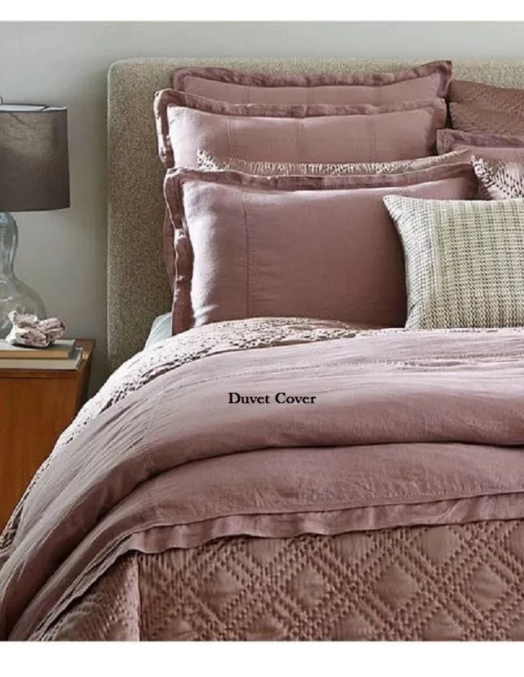 Moderne by Noble Excellence Triumph Amethyst Standard Pillow Sham