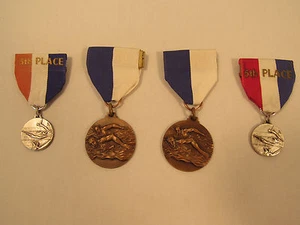 Four Vintage L.I.S.L. Medals Long Island Swimming League New York - Picture 1 of 6