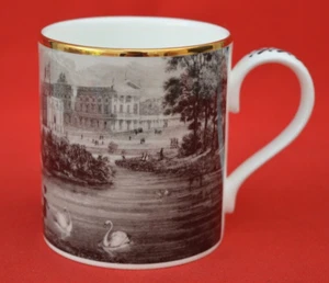 ENGLISH FINE BONE CHINA BUCKINGHAM PALACE MUG 'ENGRAVING OF EAST FRONT IN 1820' - Picture 1 of 6