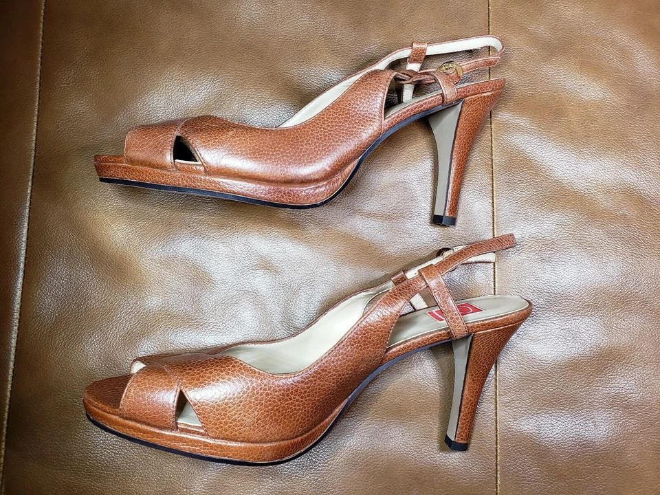 Oscar Oscar de la Renta Tacones Cordones Cuero Peeptoe Talla 9M Marrón Tabaco  Foto 1 de 4