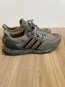 Adidas Ultra Boost DNA Digital Camo Sneakers Mens 10 Legend Earth Green H68068 - Picture 1 of 6