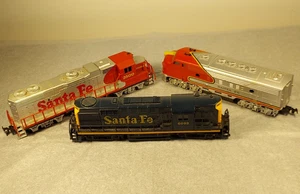 Vintage Lot of (3) HO Scale Locomotives Life Like-RSO Untested - Picture 1 of 22