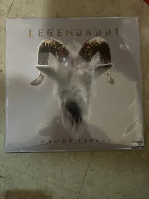 Legendaddy by Daddy Yankee, Bad Bunny, Pitbull, Becky G Foto 1 de 2