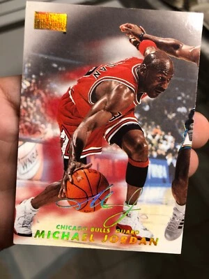 1998-99 Skybox Premium - #23 Michael Jordan RARE Population 86 - Image 1 of 4