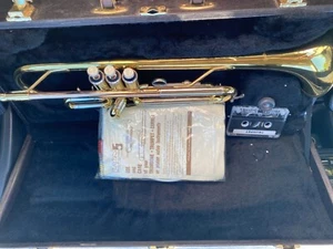 Jean Baptiste JBTP127 Trumpet with Case & cleaning supplies never used - Picture 1 of 2