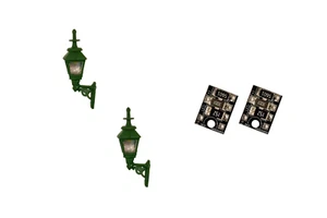 DCC Concepts LML-GWGR - 2 x Gas Wall Lamps - Green - OO Gauge - Picture 1 of 1