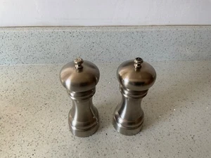 T&G Woodware Capstan Salt and Pepper Mills Cruet Set - Picture 1 of 4