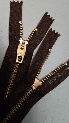 EE. UU. DE COLECCIÓN. 1960-70S "LEVI'S"; "SCOVILL", "42 GARRAS" Metal LATÓN (Pantalones Vaqueros) CRETILLA Foto 1 de 4