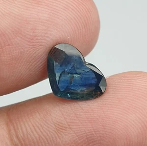 2.40ct Sapphire Heart Shape Stone Rare piece Collection Gem from Madagascar - Picture 1 of 3