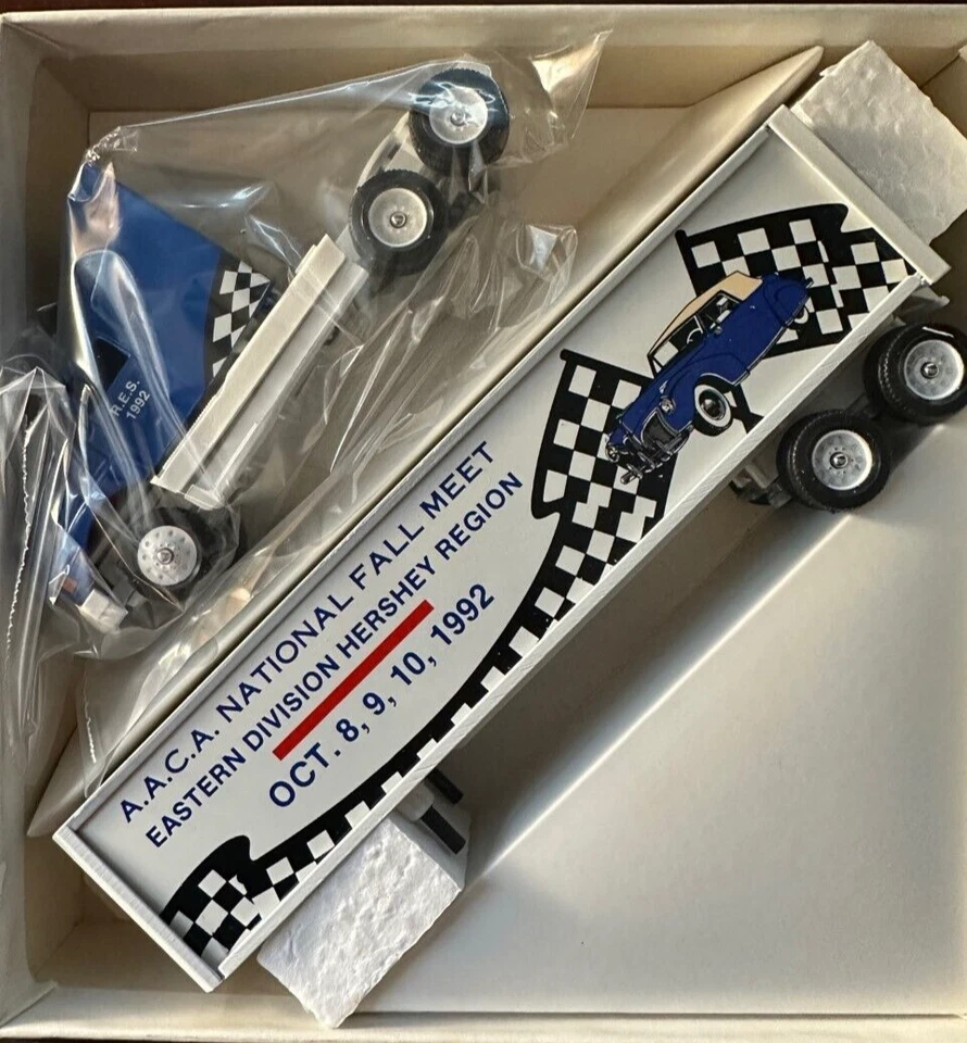 老式 WINROSS 1992 年 AACA 全国秋季会议卡车 1/64 #177 全新 — 第 1/1 张图片