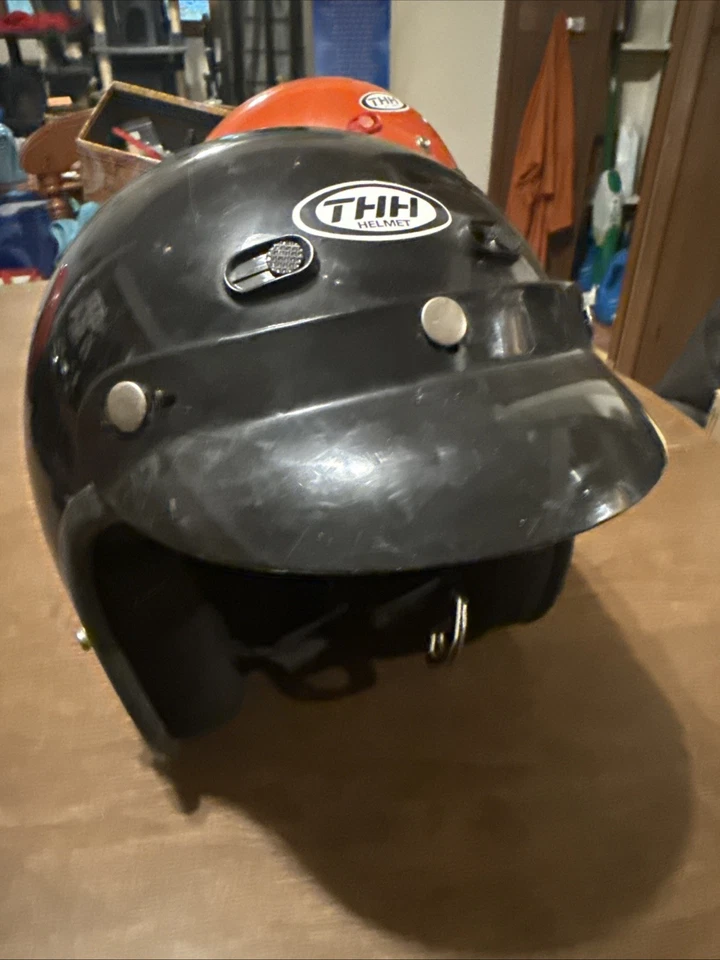 Casco de moto THH vintage cara abierta con visera liberación rápida Foto 1 de 4