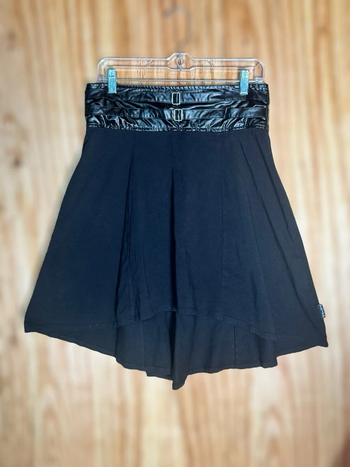 Tripp NYC Y2K Falda Alta Baja Negra Imitación Cuero Hebilla Gótico Punk Grunge Emo Talla M Foto 1 de 4