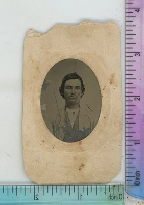 Tinte de cabello de longitud media Young Man tipo ferrotipo Foto 1 de 2