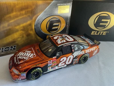 Action Elite Tony Stewart 2002 autografiado campeonato color cromo 1/24 Foto 1 de 3
