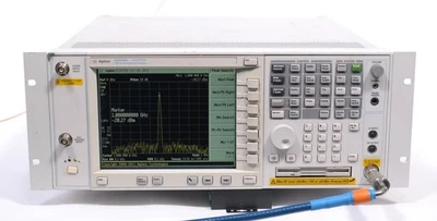 AGILENT E4440A PSA 26,5GHz Spectrum Analyzer OPT 123 107 110 115 233 215 BAB - Bild 1 von 4