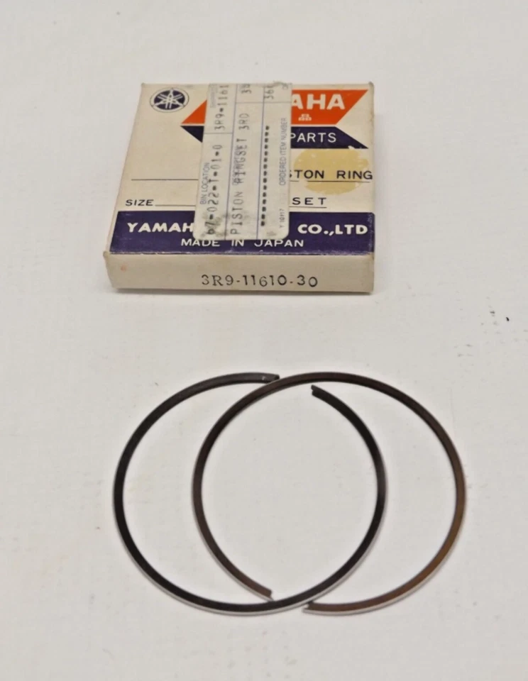 1980 Yamaha IT125G OEM поршневое кольцо набор 0,75 3R9-11610-30 - Изображение 1 из 1