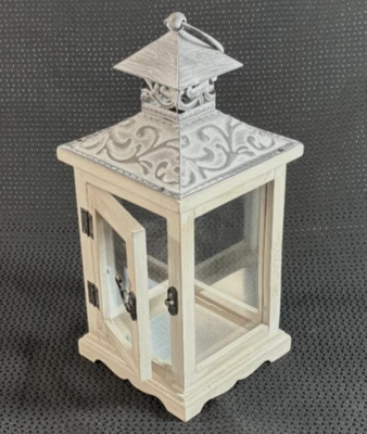 White Wood Lantern w vented metal top, door w latch height 12" 5.5" x 5.5" base - Image 1 of 4