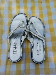 Italian Shoemakers Women’s Sz 7.5 Sandals Rhinestone Split Toe Silver - Picture 1 of 4