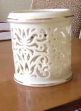 Lenox Pierced Cut-Out Tea Light Votive Candle Holder Gold Trim