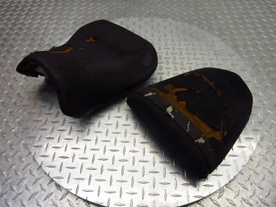 2004 04 05 Suzuki GSXR 600 GSXR600 asiento delantero trasero sillín Pillion Rider Foto 1 de 4