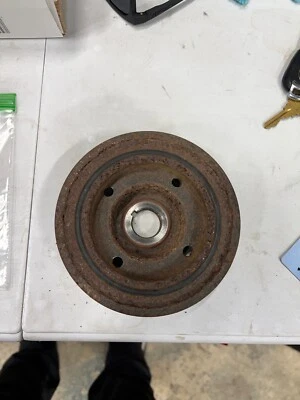 Equilibrador armónico Subaru Forester Impreza 2005-2010 OEM Foto 1 de 4