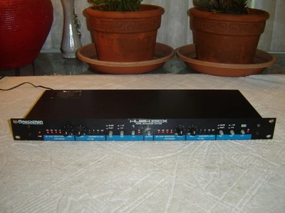 Rocktron Hush IICX, 2 Channel Noise Reduction System, Vintage Rack - Image 1 of 4