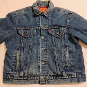 Vintage Levi's Denim Jacket Flannel Lined Men's Size 44 Trucker Red Plaid 80s - Picture 1 of 11