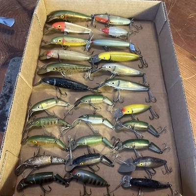 Lote de 27 señuelos de pesca vintage Cisco para niños para lucio lubina muskie tamaño más pequeño Foto 1 de 4