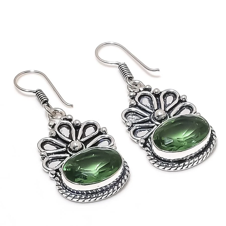 Pendiente de joyería de plata de ley 925 hecho a mano con piedras preciosas de amatista verde tamaño 1,8"" Foto 1 de 1