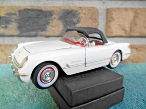 1953 Chevrolet Corvette Diecast 1:32 White Signature for National Motor Museum - Picture 1 of 13