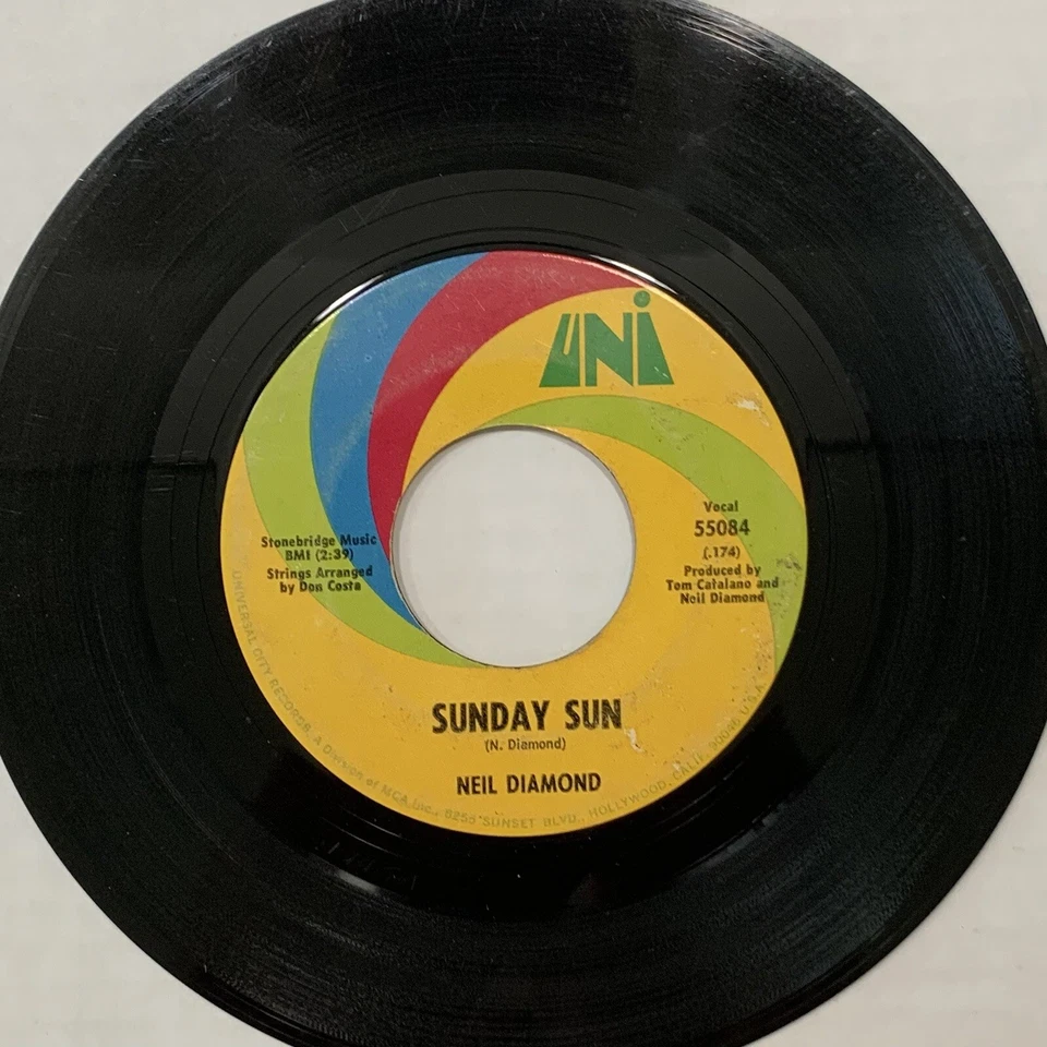 45 rpm Vintage 7” Vinyl Single Hit Record Neil Diamond - Sunday Sun - Image 1 of 1