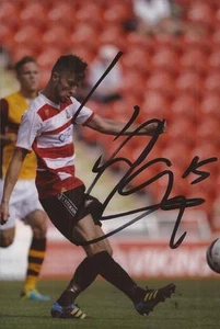 DONCASTER: LIAM WAKEFIELD SIGNED 6x4 ACTION PHOTO+COA - Picture 1 of 1