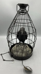 Halloween lebensgroß BELEBTE KRÄHE RABE VOGEL im KÄFIG Spukhaus Requisite Dekoration - Bild 1 von 3