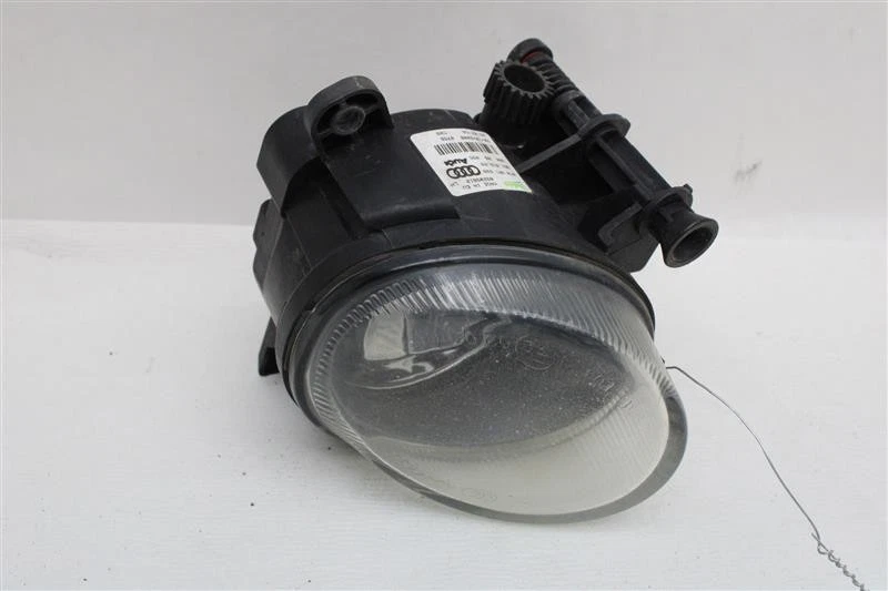 Farol de neblina Audi A5 CC S5 Passat A4 A6 2006 06 2007 07 2008 08 09 - 12 Lef 1067927 - Imagem 1 de 4
