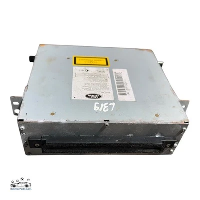 2010 LANDROVER DISCOVERY 4 STEREO RADIO HEAD UNIT BH2218C815AB - Image 1 of 3