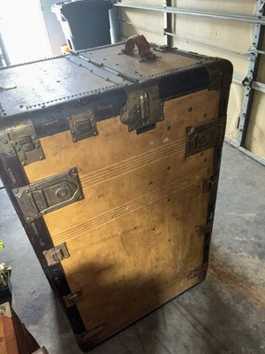 Saks Fifth Hartmann Trunk RARE FIND - Image 1 of 4